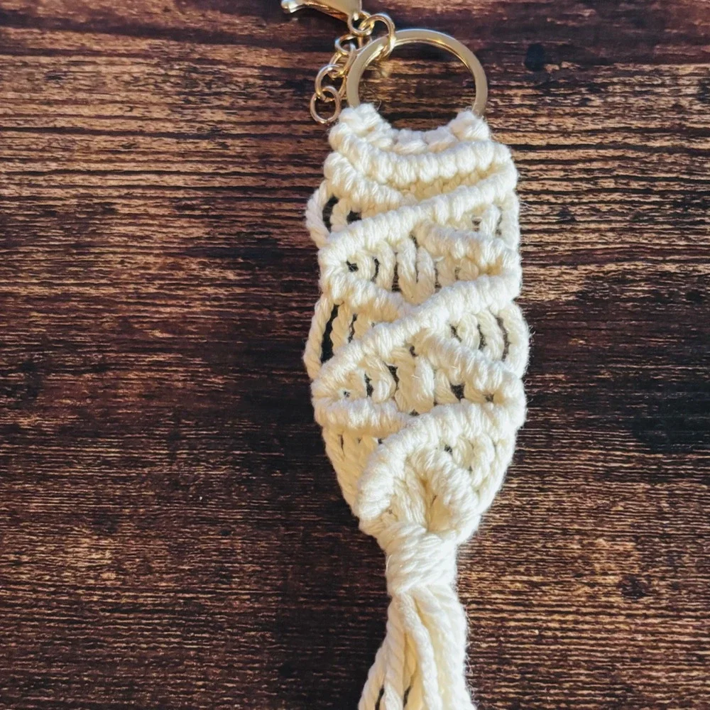 Handmade Macrame Keychain Boho Tassel Bag Charm Off White Gold Tone Hardware